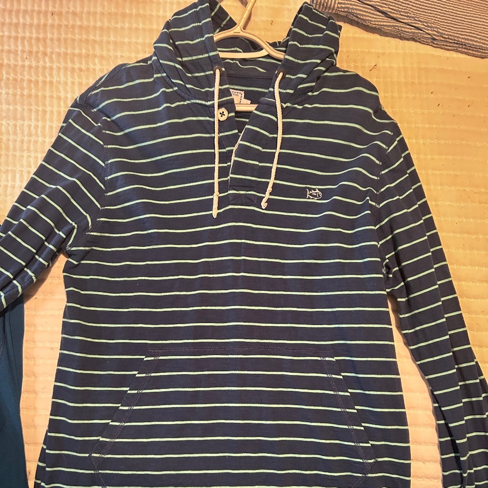 Southern Tide hoodie